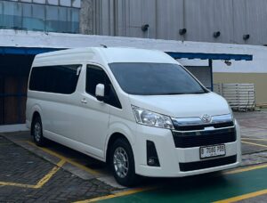 Hiace Luxury Jakarta Premio 8 seat VIP Class