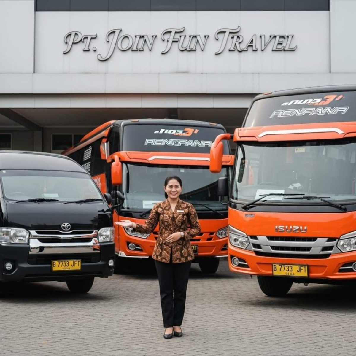 sewa bus besar